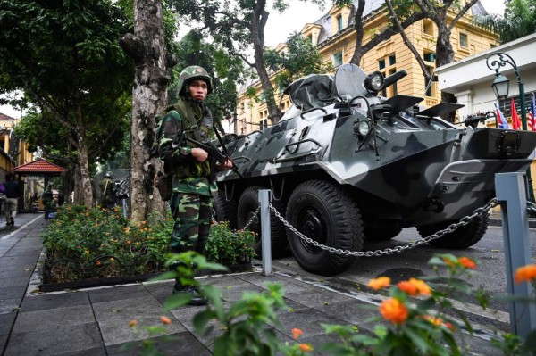 Periodistas de EEUU son 'expulsados' del hotel para no coincidir con Kim Jong-un