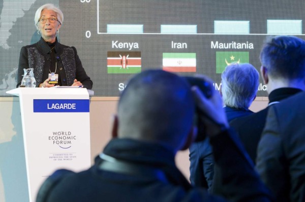 Davos: El mundo está lejos de una crisis como la de 2008