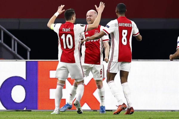 El Ájax sufre para derrotar al Lille y avanza en Europa League