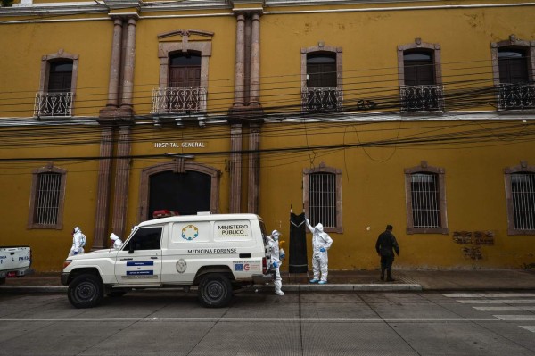 Matan a paciente de COVID-19 en el Hospital San Felipe