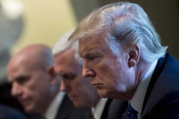 Trump sorprende al anunciar visita a Corea del Sur en noviembre