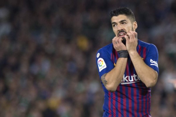 Barcelona y Uruguay pierden a Luis Suárez por lesión
