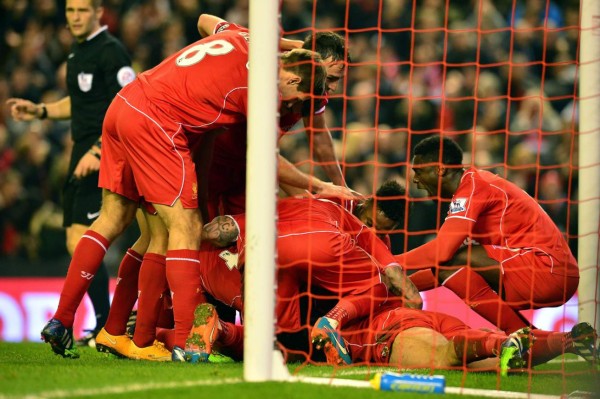 Liverpool rompe mala racha con ajustada victoria sobre Stoke City