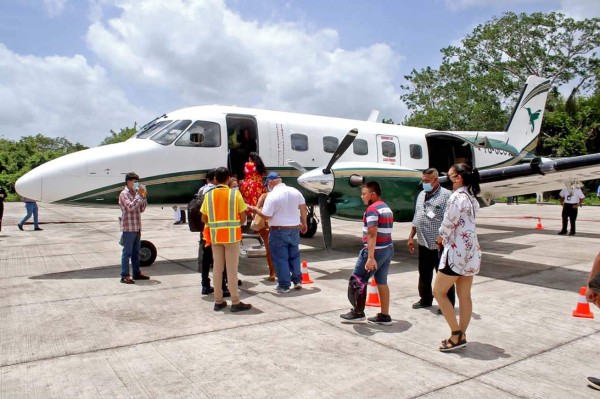 Se inicia la era de viajes aéreos entre Catacamas y Guanaja