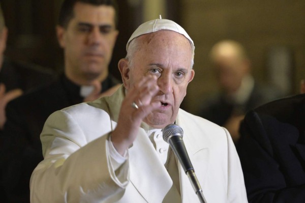 Papa Francisco confirma su intención de viajar a Argentina en 2016