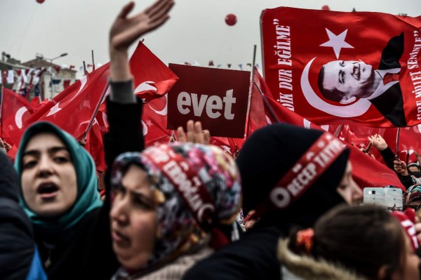 Estalla crisis diplomática entre Holanda y Turquía