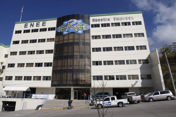 Proponen mesa de energía ante el fracaso del rescate de la Enee