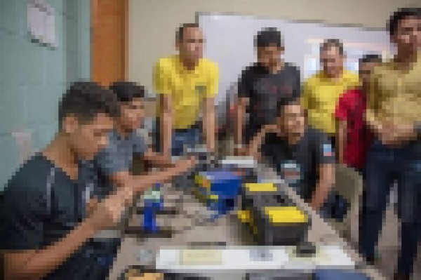 Más de 2,000 'ninis” consiguen empleo gracias a World Vision