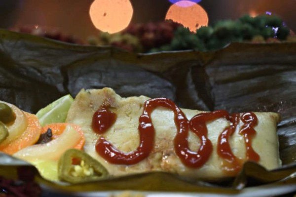 Sampedranos aumentan hasta 10 libras durante la época navideña