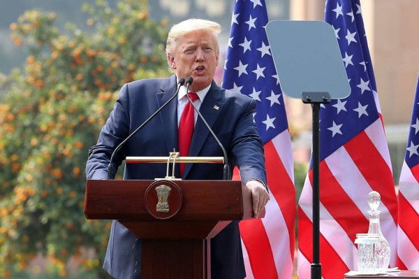 Un tribunal autoriza a Trump retener fondos a ciudades 'santuario' de migrantes