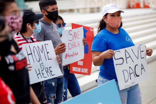 EEUU rechazará nuevas solicitudes a plan migratorio DACA y limitará la extensión  