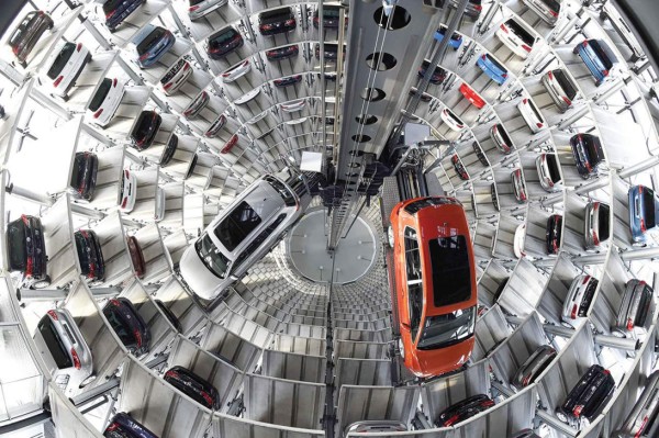 Después de dos meses de crisis, VW todavía busca una respuesta