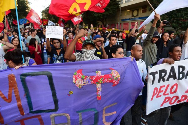 Continúan las manifestaciones 'antimundial”
