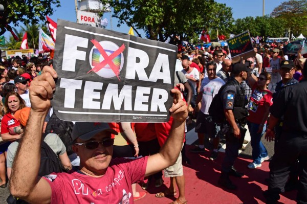 Protestas opacan la fiesta de apertura de los Olímpicos de Rio