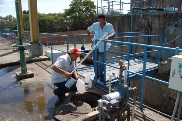 Contratarán expertos para supervisar el servicio de agua en la ciudad