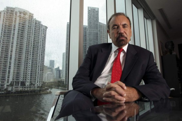 El rey latino de los condominios y la inmobilaria