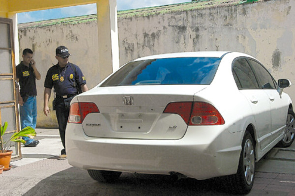 En operativo los capturan con vehículo robado