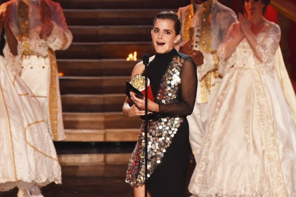 LOS ANGELES, CA - MAY 07: Actor Emma Watson accepts Best Actor in a Movie for 'Beauty and the Beast' onstage during the 2017 MTV Movie And TV Awards at The Shrine Auditorium on May 7, 2017 in Los Angeles, California. Kevin Winter/Getty Images/AFP== FOR NEWSPAPERS, INTERNET, TELCOS & TELEVISION USE ONLY ==