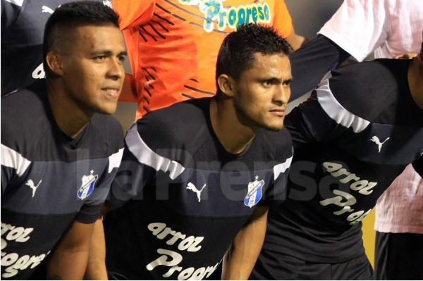 Jorge Cardona alaba a Wilmer Cruz y dispara contra Héctor Vargas