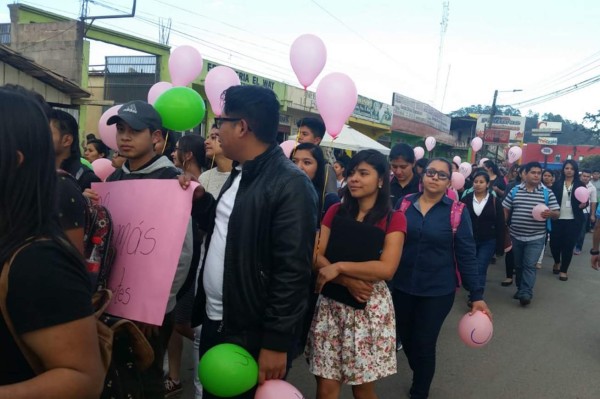 Esperanzanos marchan y exigen justicia para Teresita