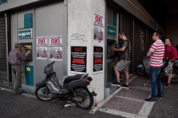 Situación límite de Grecia golpea con fuerza mercados mundiales