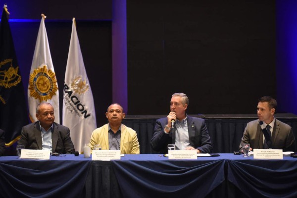 Centroamérica y EEUU analizan en Guatemala crisis migratoria