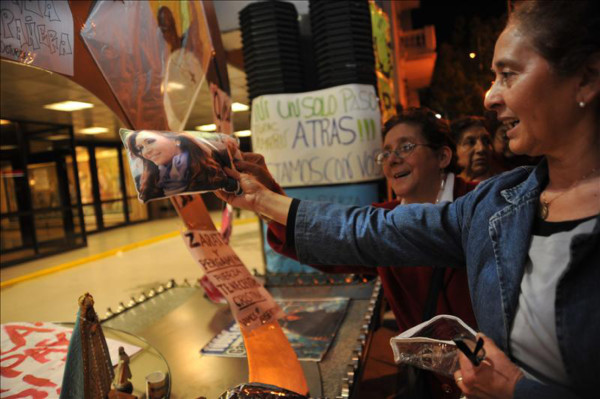 Cristina Fernández se recupera tras una exitosa operación