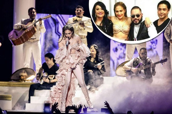 Jennifer López lloró al rendirle homenaje a Selena