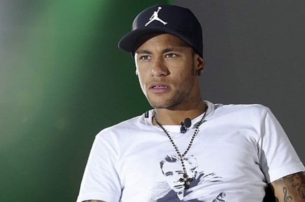 Neymar: 'Quiero renovar, pero ya hablaremos'