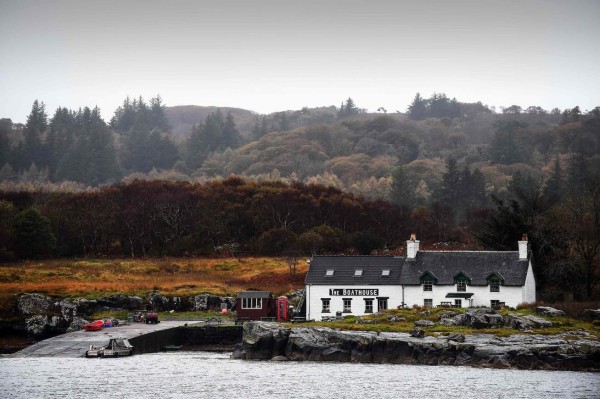 Cinco habitantes intentan comprar su isla en Escocia&nbsp;&nbsp;