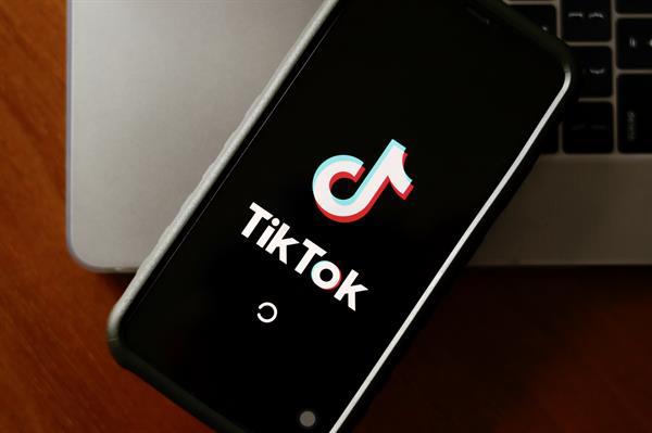 TikTok vetará los filtros de belleza a los menores de 18