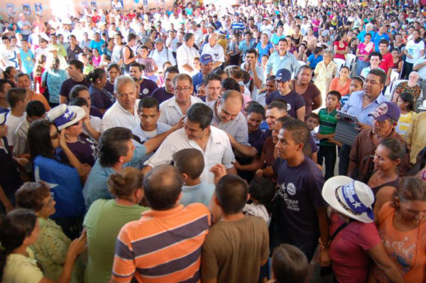 Juan Orlando Hernández admite que lo han amenazado de muerte