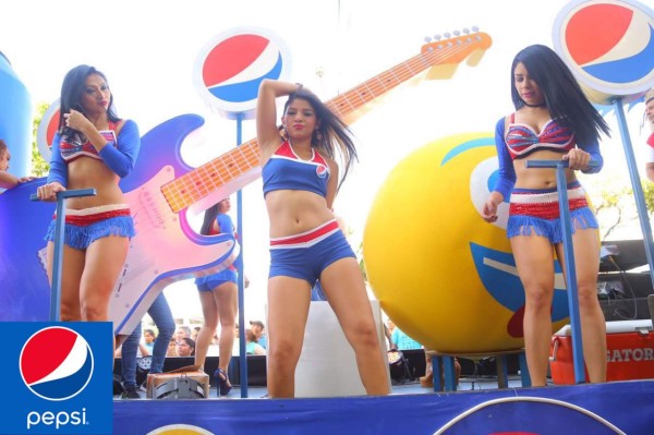 Fotos del ambiente en la feria juniana de San Pedro Sula