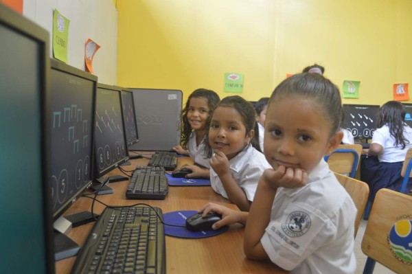 Fundación Ficohsa cumple 19 años contribuyendo con la calidad educativa de Honduras