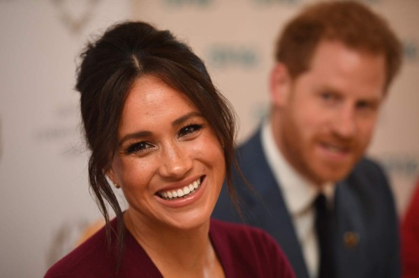 Meghan Markle y Harry dejan de ser royals con millones de dólares en su futuro