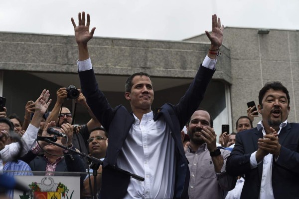 Guaidó, el milenial que desafía a Maduro por la presidencia de Venezuela