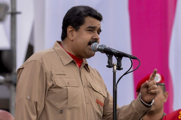 Maduro pide a 'pueblos de Suramérica” sacar a OTAN de la región
