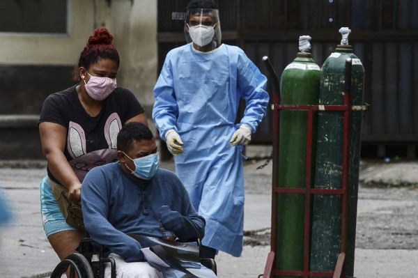 Precariedad, la otra pandemia que agobia en hospitales de Honduras