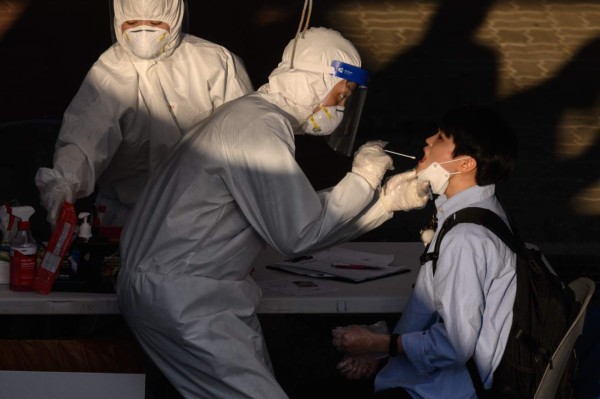 Corea del Sur vuelve a imponer medidas para frenar nuevo brote del virus