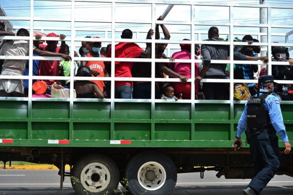 Honduras ofrece retorno voluntario asistido a migrantes varados por COVID-19