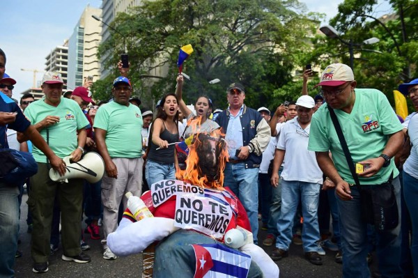 Megaprotestas en Venezuela: Muere opositor por disparo en la cabeza