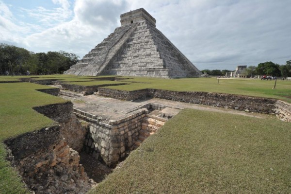 Descubren un 'tesoro' bajo ruinas arqueológicas de Chichén Itzá