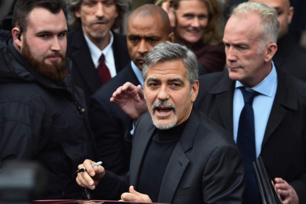 George Clooney se suma a las críticas en los Oscar