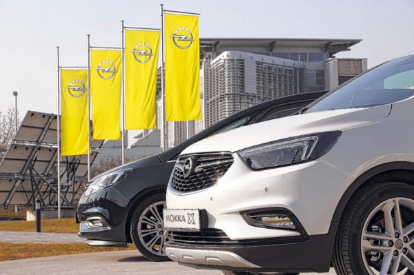 Los escollos políticos amenazan la venta de Opel a Peugeot