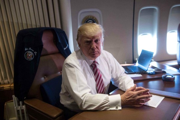 La primera queja de Trump del Air Force One