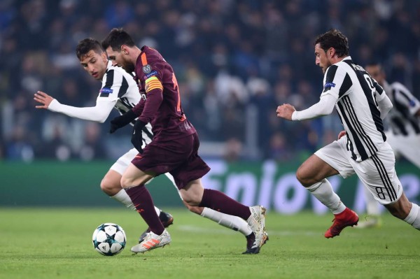 Barcelona visita al Valencia en un duelo que puede valer media Liga