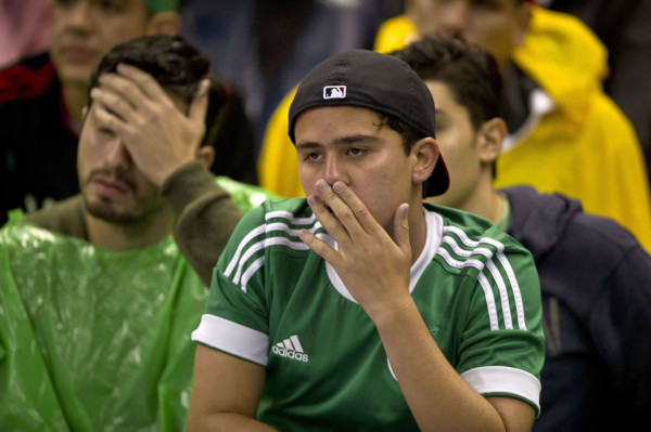 Reforma: ¡Aztecazo versión catracha!