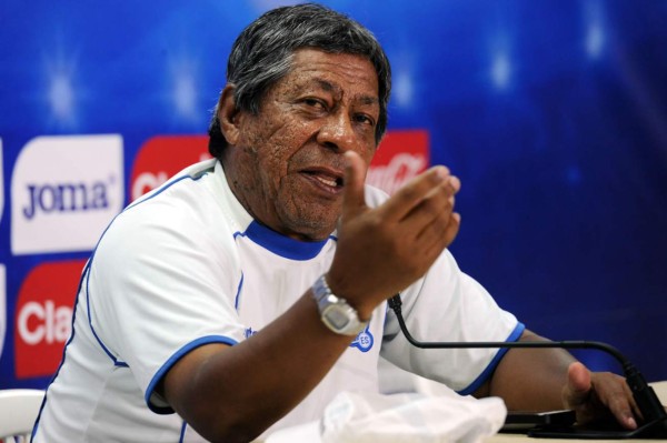 'Yo no voy a eliminar a Honduras, trabajo para que mi equipo gane'