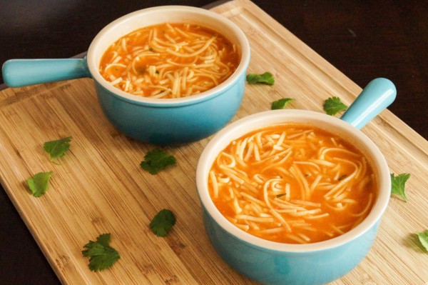 Cómo hacer sopa de fideos