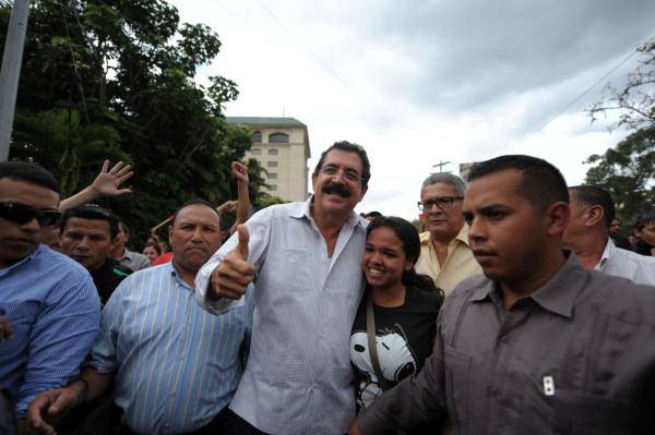 Manuel Zelaya: 'Estamos dispuestos a ir a las calles a defender nuestro triunfo”